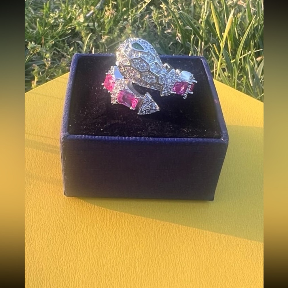 Gorgeous Ruby Crystal Snake Ring With Swarovski E… - image 4
